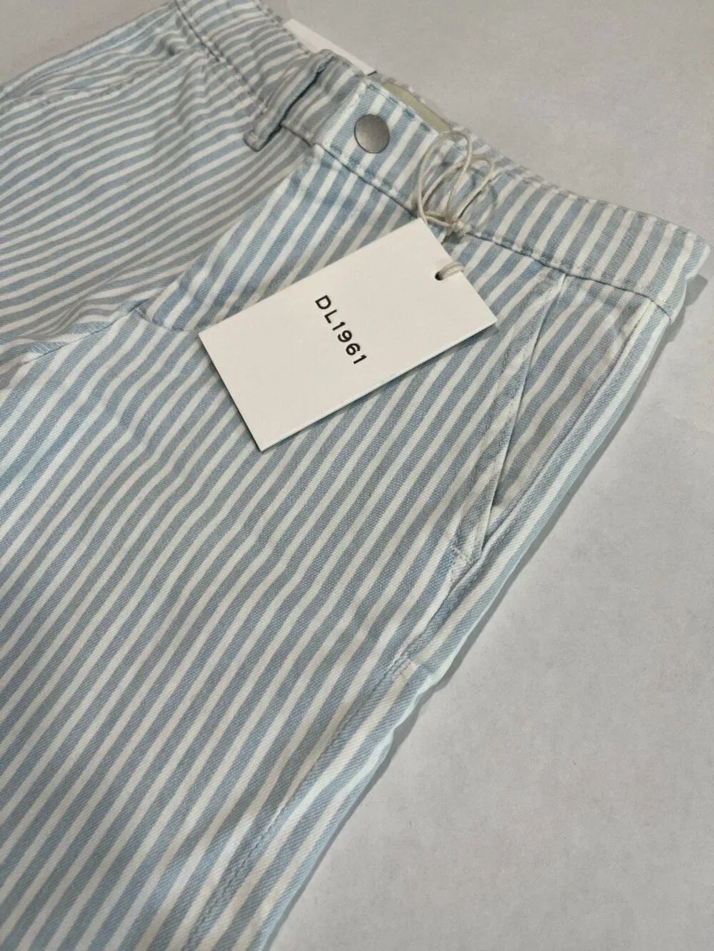 Boy - 4, 5, 6, 7, 10 - NWT DL1961 Jacob Chino Short in Shipmate Stripes
